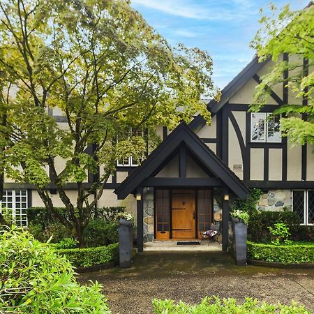 Suite Smart West Vancouver Exterior foto